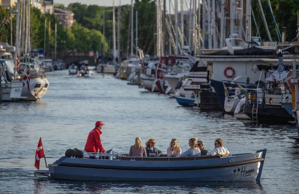 Guided boat tour in Copenhagen