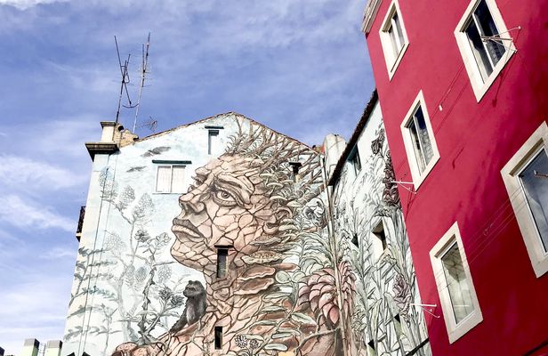Self-guided discovery walk in Lisbon