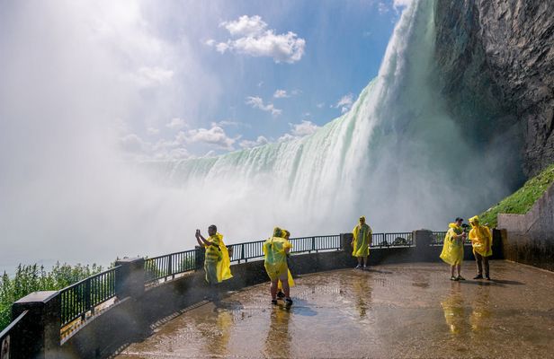 Niagara Falls cruise and "Journey Behind the Falls" experience