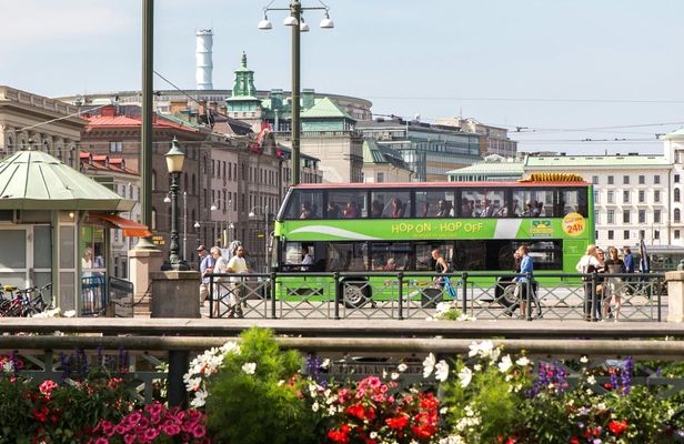 Hop-On Hop-Off Bus Tour in Gothenburg