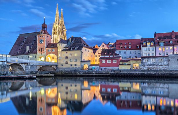 Discover Regensburg in 1 Hour with a Local