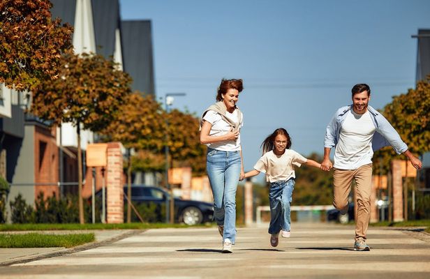 Family-friendly private walking tour in Uppsala