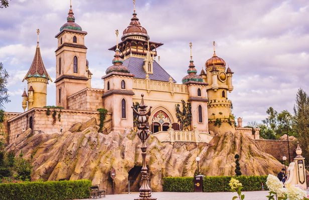 Day trip to Efteling amusement park from Amsterdam
