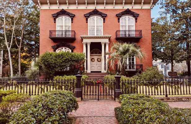 Historic District, Isle of Hope, and Bonaventure private tour in Savannah
