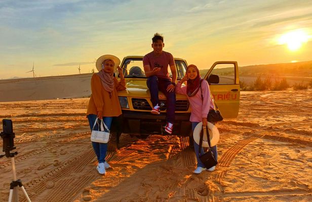 2-day tour of Mui Ne Beach from Ho Chi Minh with optional 4x4 ride