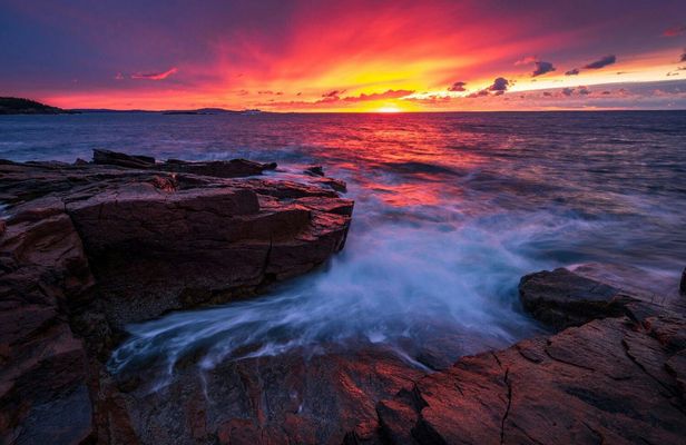 Self-Guided Driving and Walking Bundle of Maine Tours