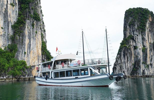 Surprise Cave and Titop Island full-day cruise from Hanoi