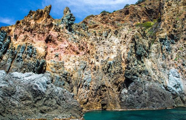 Snorkelling off the coast of Bosa