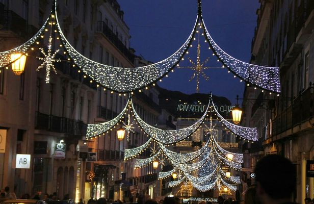 2-hour tuk-tuk Christmas lights tour of Lisbon
