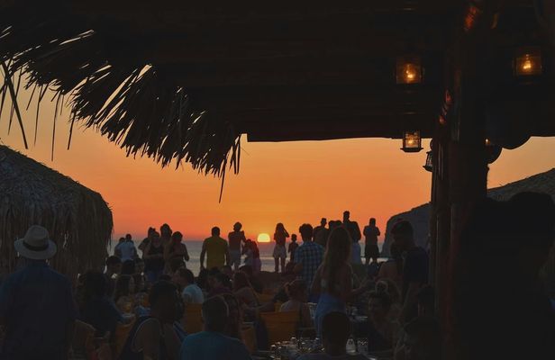 Ancient palaces with Minoan wine routes and Matala beach