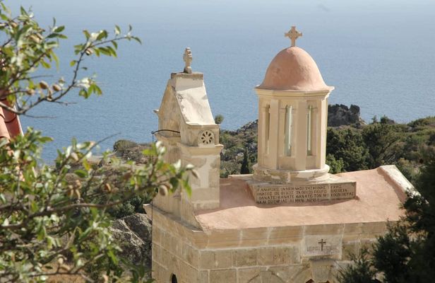 From Argiroupolis to Kournas Lake and Chania tour from Heraklion