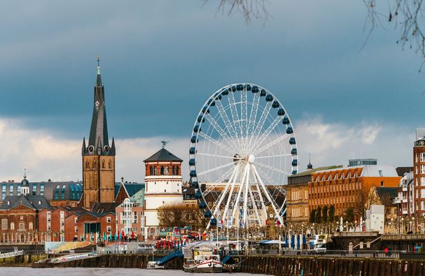Private History Walk through Düsseldorf with a Local Expert