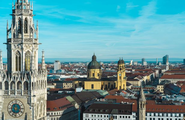 Private History Walk through Munich with a Local Expert