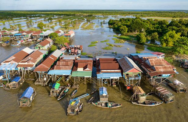 Siem Reap Tonle Sap Lake and floating village tour