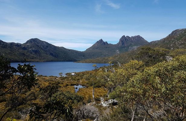 2-day Cradle Mountain Guided Tour from Hobart