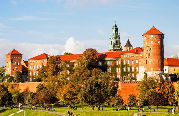 Private History Walk through Krakow with a Local Expert