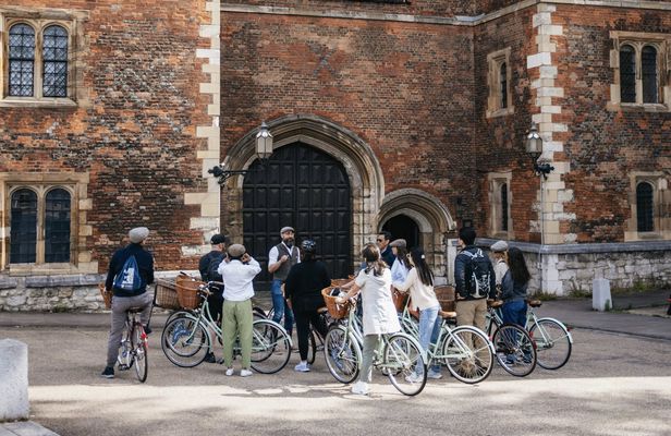 London landmarks and gems bike tour
