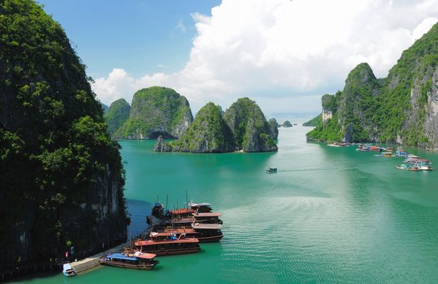 Best of Vietnam and Cambodia 7-Day Full Package Tour