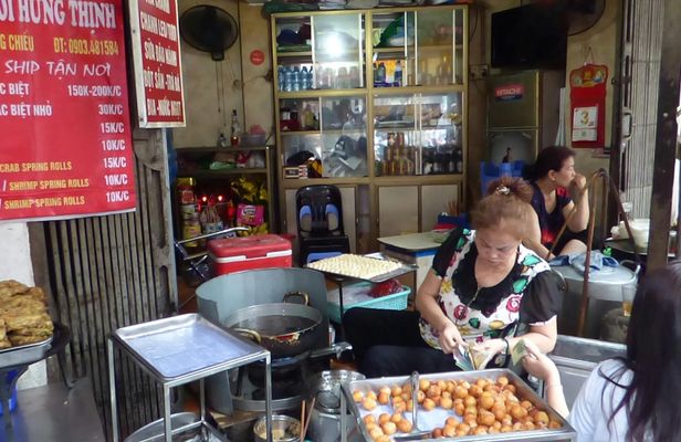 5-Hours Cooking Class Tour in Cam Thanh village with Market Shopping