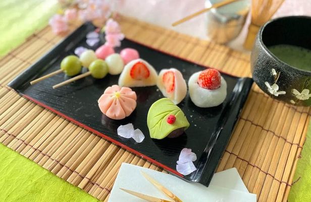 Tokyo Mochi-Making Class