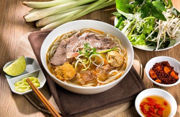 Hue Street Walking Food Tour