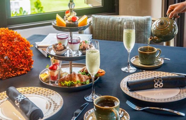 Afternoon Tea at Bay Resort Hoi An and Memory Show