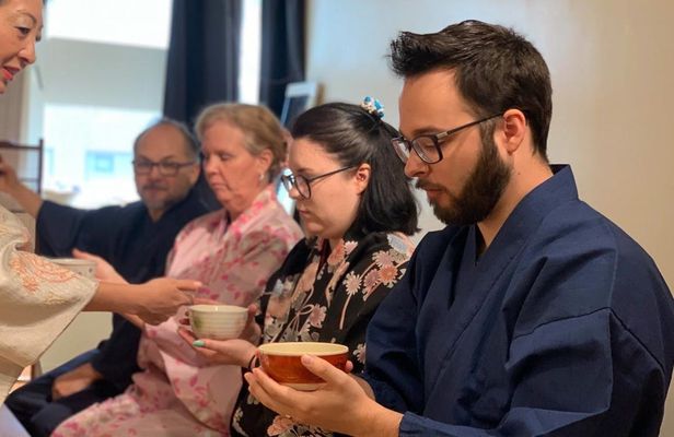 Kyoto-Style 1-Hour Traditional Japanese Tea Ceremony