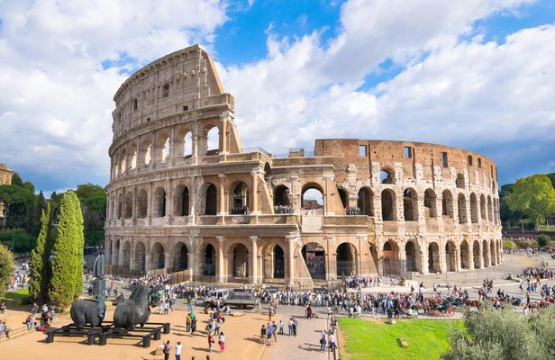 Vatican, Colosseum, Roman Forum, St. Peter's Basilica with Public Transport