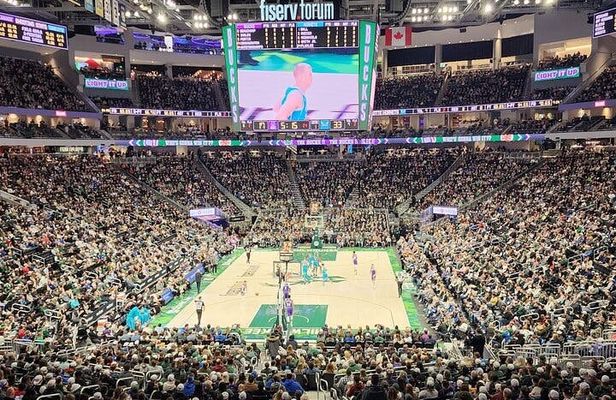 Milwaukee Bucks Basketball Game Tickets at Fiserv Forum