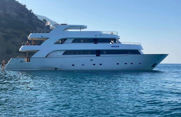 Blue Lagoon Yacht Cruise