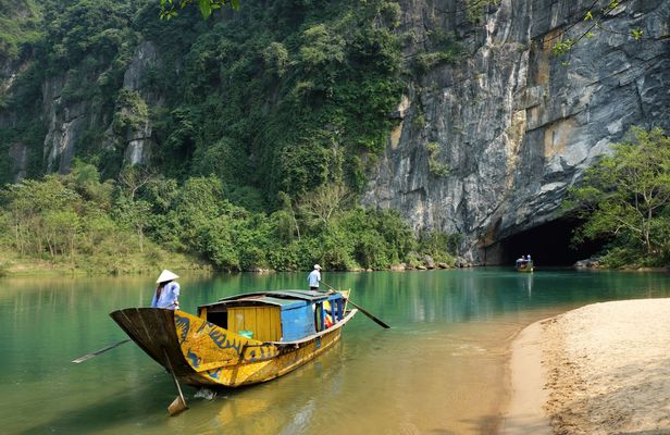 Phong Nha Cave, Paradise Cave Discovery Tour from Hue