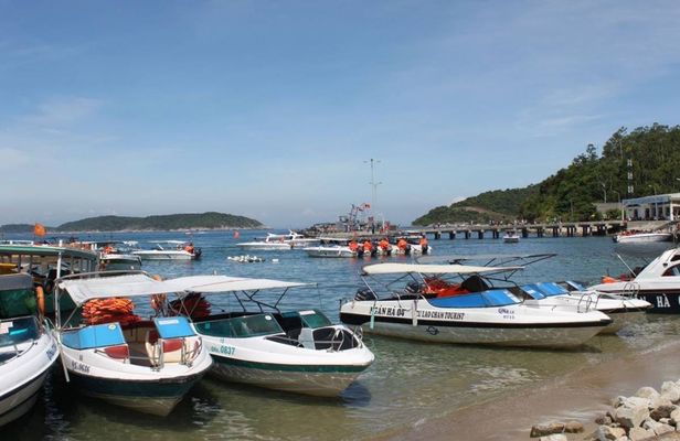 Full-day Cham Island Tour and Snorkeling