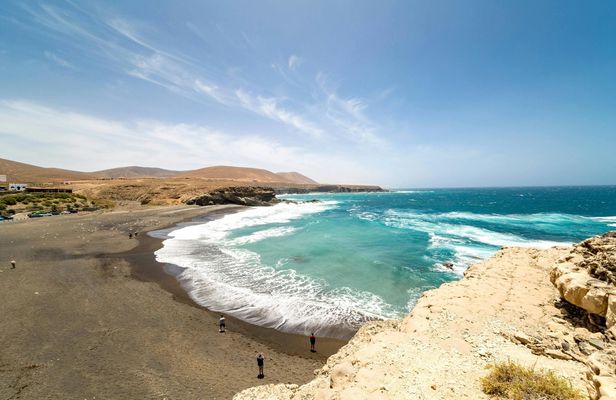 Fuerteventura Villages, Caves and Farm Tour with Lunch