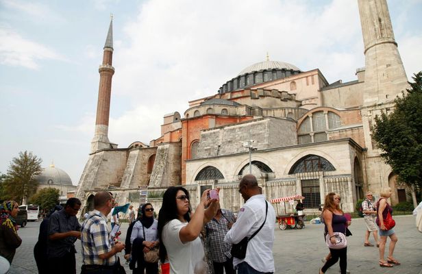 Hagia Sophia, Blue Mosque, Grand Bazaar guided small group tour