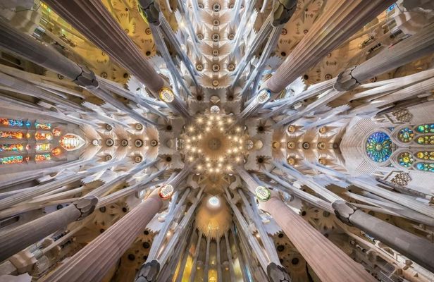 Sagrada Familia skip-the-line tickets with guided visit