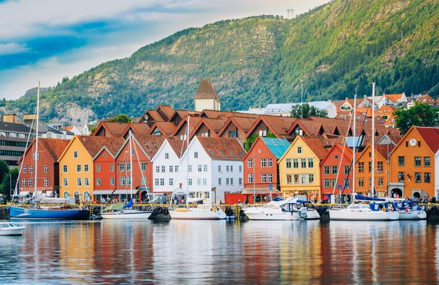 Self-guided e-scavenger hunt in Bergen