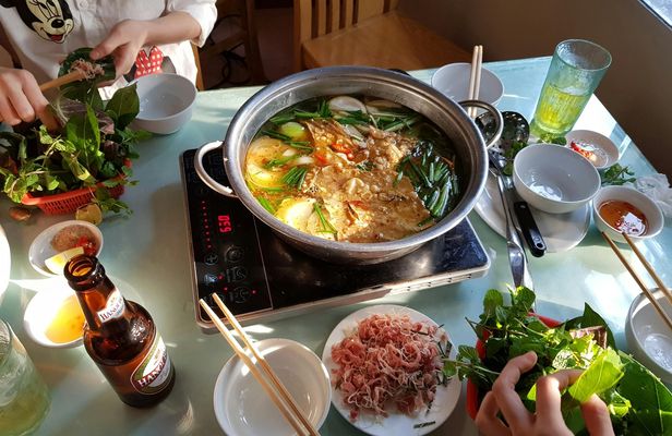 Unique Dining and Cooking Experience with a Local Family in Hue