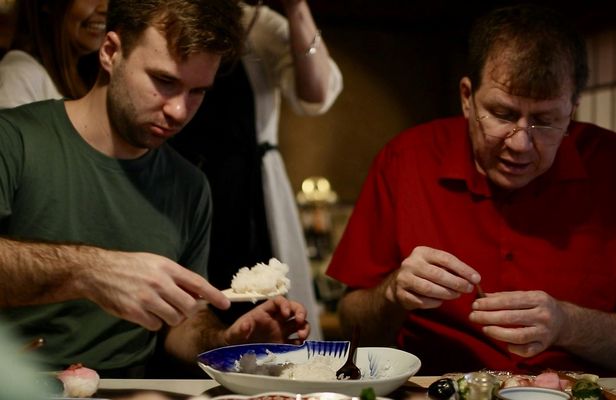 Asakusa Guided Tour with Japanese Private Cooking Class