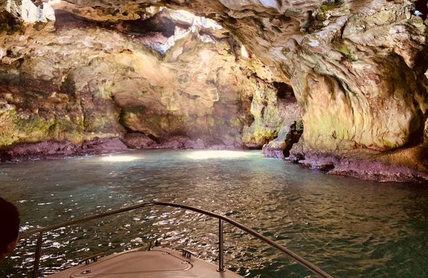4.5-Hour Private Boat Tour in Polignano