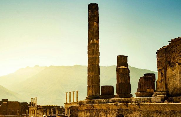 Pompeii Pass with Skip-the-Line Ticket and Guided Tour