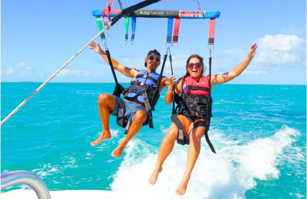 Key West Seaport parasailing ride
