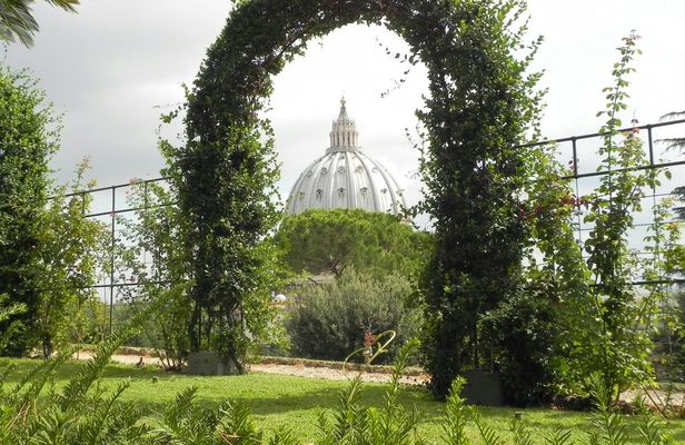 Vatican Pass with St. Peter's Basilica and Dome, Vatican Museums and Sistine Chapel
