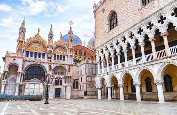 Doge's Palace small group or private tour with a local guide
