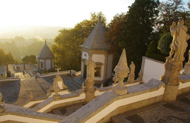 Guimarães and Braga tour in a small group from Porto