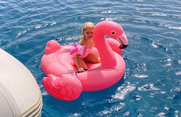 Private Cruise from Heraklion to Dia Island with Lunch