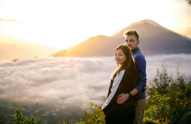 Bali: Mount Batur Sunrise Trekking with Coffee Plantation
