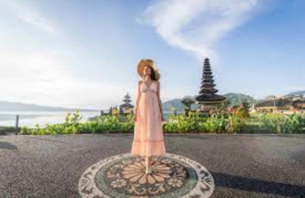 Bali full-day Bedugul and Tanah Lot sunset tour