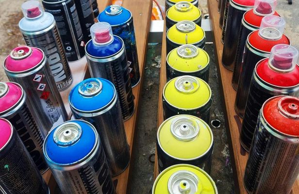 Mauerpark Berlin: open graffiti workshop
