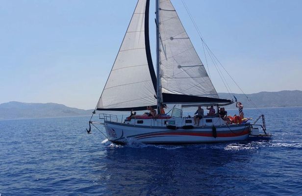 Sailing Tour Around Lindos with Food and Drinks