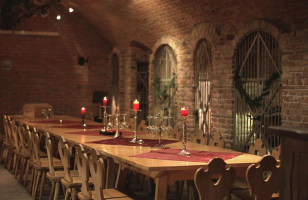 Hidden wine cellars of Vienna guided tour with wine tasting
